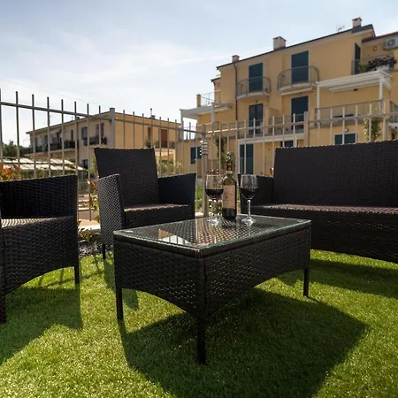 Loano-marina Spiaggia, Mare, A 5 Stelle Appartamento *