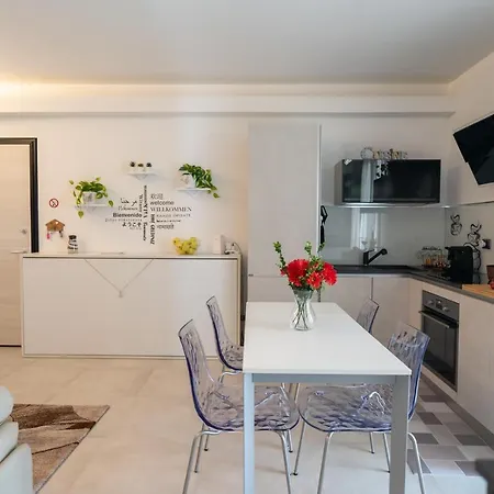 Apartment Loano-marina Spiaggia, Mare, A 5 Stelle