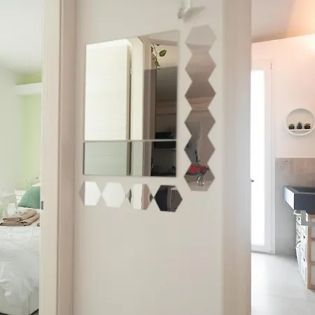 Apartment Loano-marina Spiaggia, Mare, A 5 Stelle