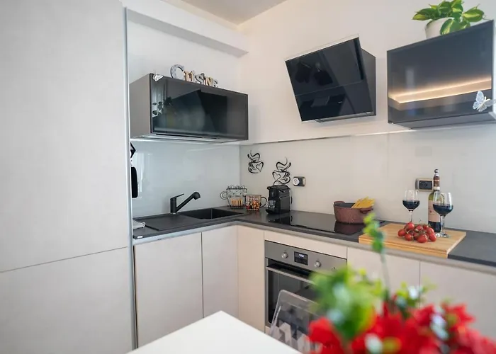 Appartamento Loano-marina Spiaggia, Mare, A 5 Stelle *